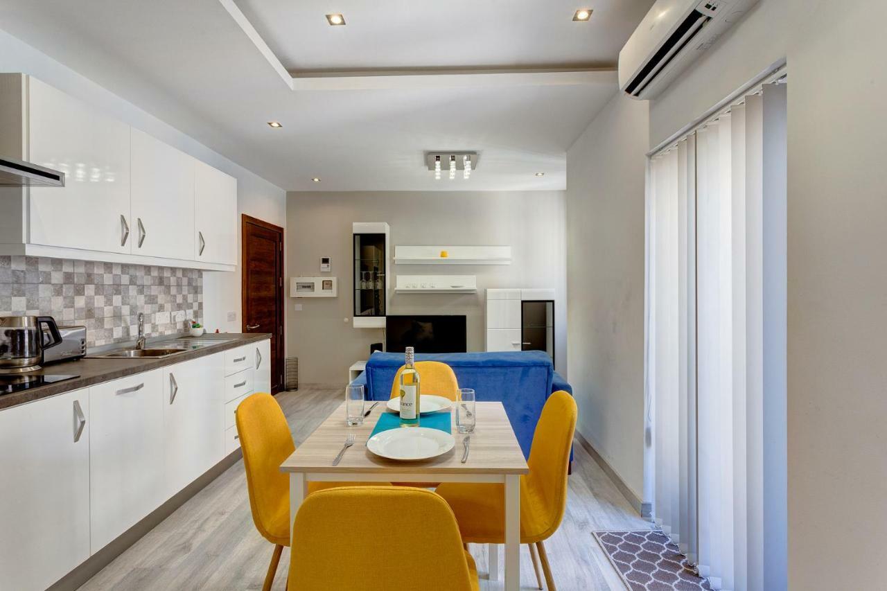 Modern Apartment Just Off The Promenade 斯利马 外观 照片